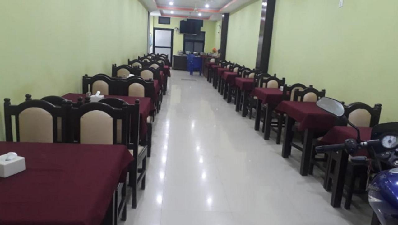 Buddha Palace Restaurant By Wb Inn Rummindei Buitenkant foto